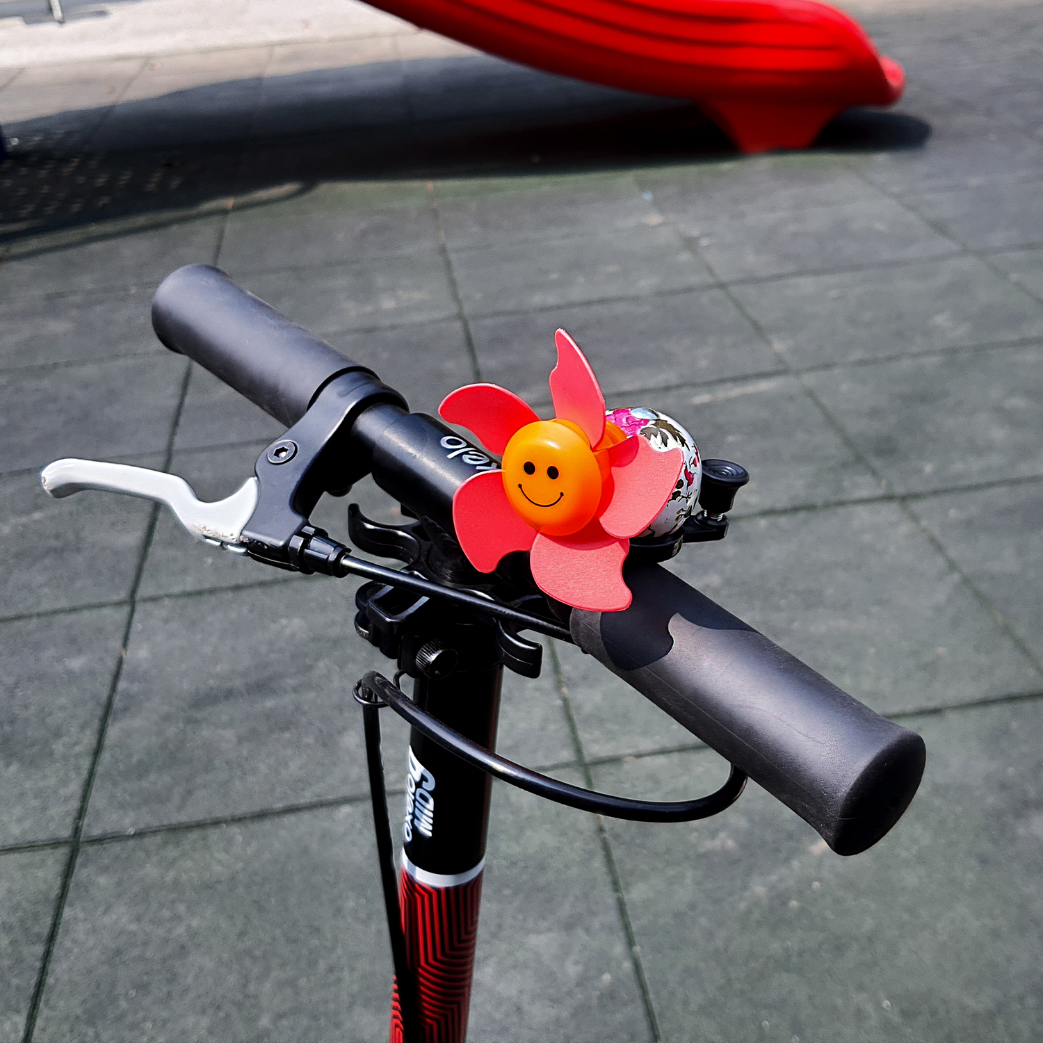 ONIPAX Sun Smile Windmill Bike Bell