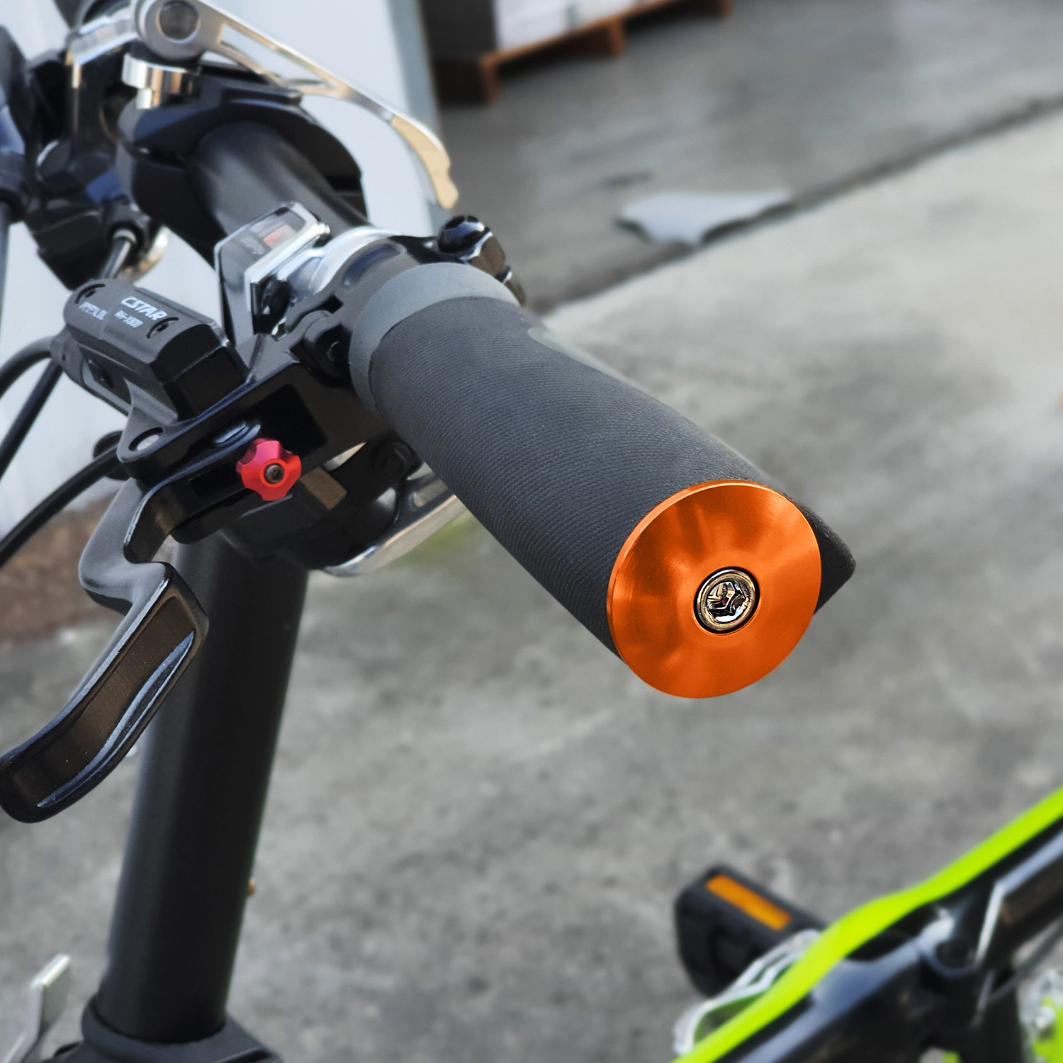 ONIPAX 2pcs Handle Bar End Plugs